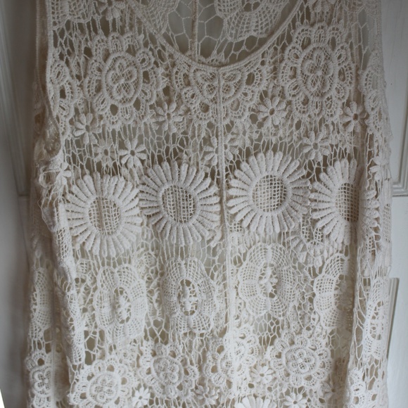 Lace Tank Top - Picture 2 of 4